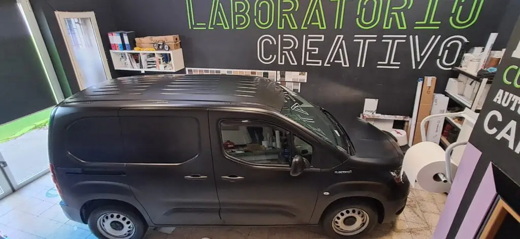 CAR WRAPPING AUTOMEZZO